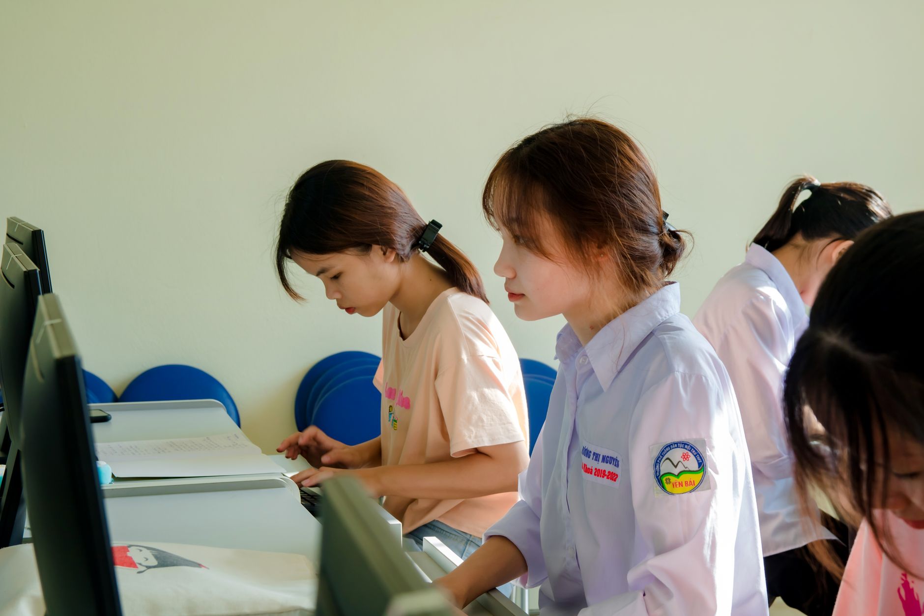 Camera AI đếm học sinh là gì?