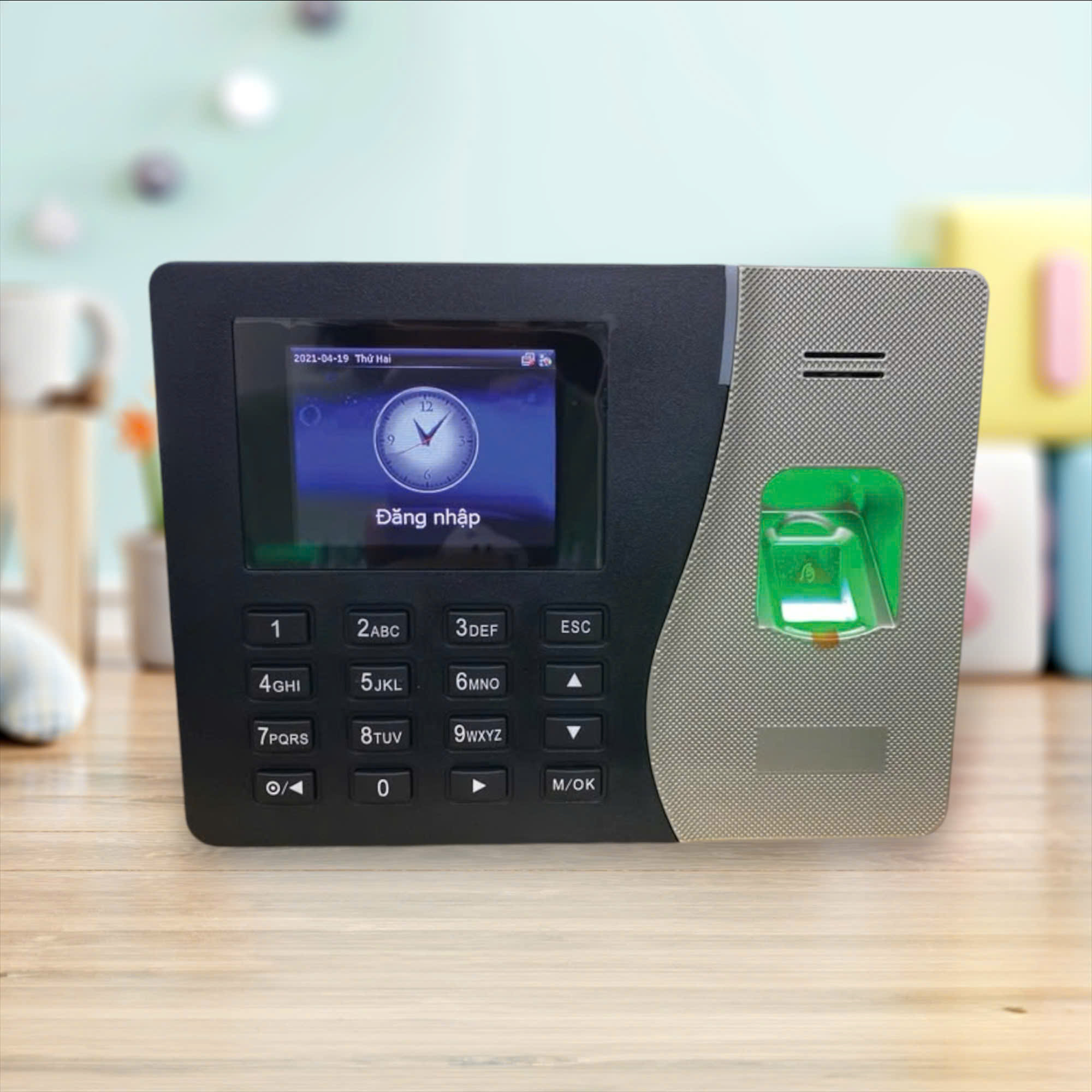 Máy chấm công vân tay và thẻ từ Ronald Jack RJ3310 Little 4