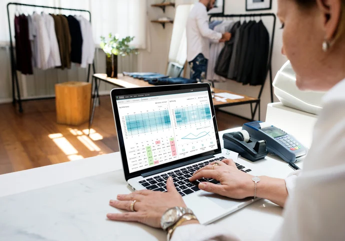 RetailNext Insights — Nền tảng Test-and-Learn Retail Analytics