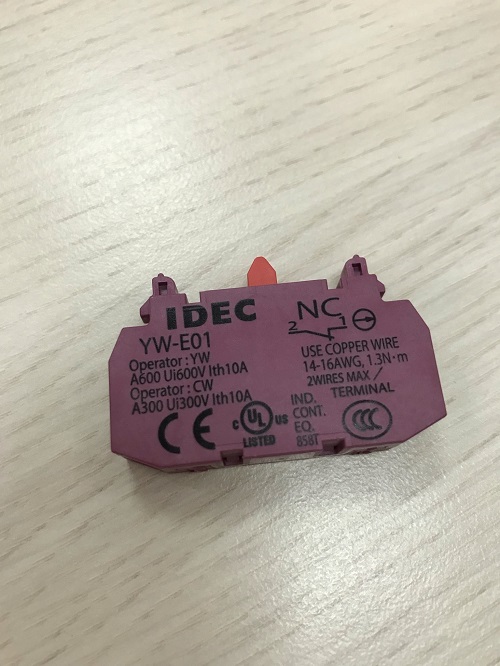 Tiếp điểm phụ IDEC YW-E01, SPST (1NC), đỏ 6
