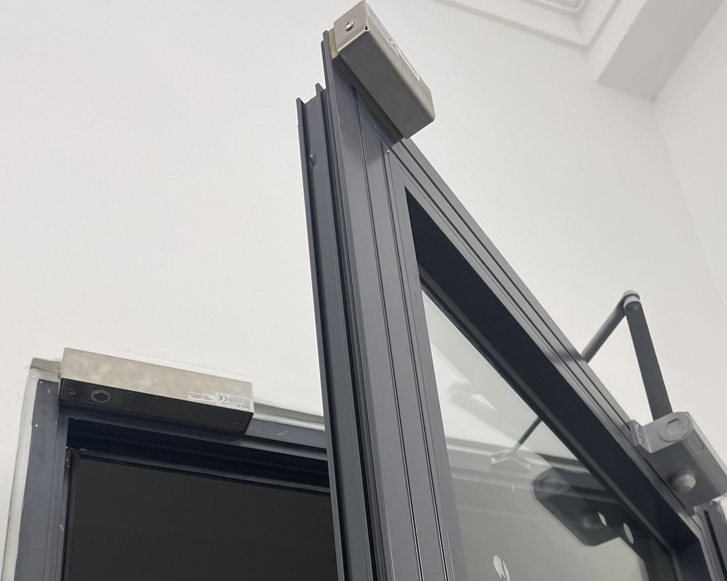Khóa Chốt Điện Từ PRO-EBL4 5