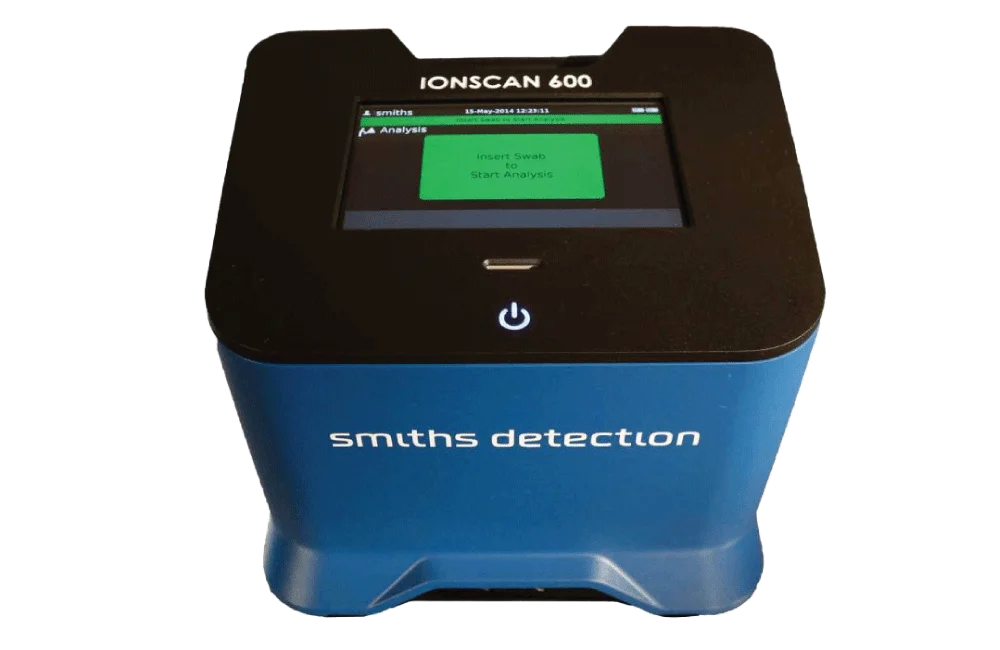 Smiths Detection IONSCAN 600 — Máy phát hiện vết chất nổ và ma túy di động