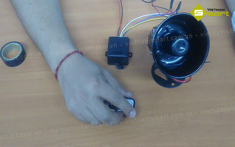 Nút bấm điều khiển từ xa Yli WBK-400-2-12 6