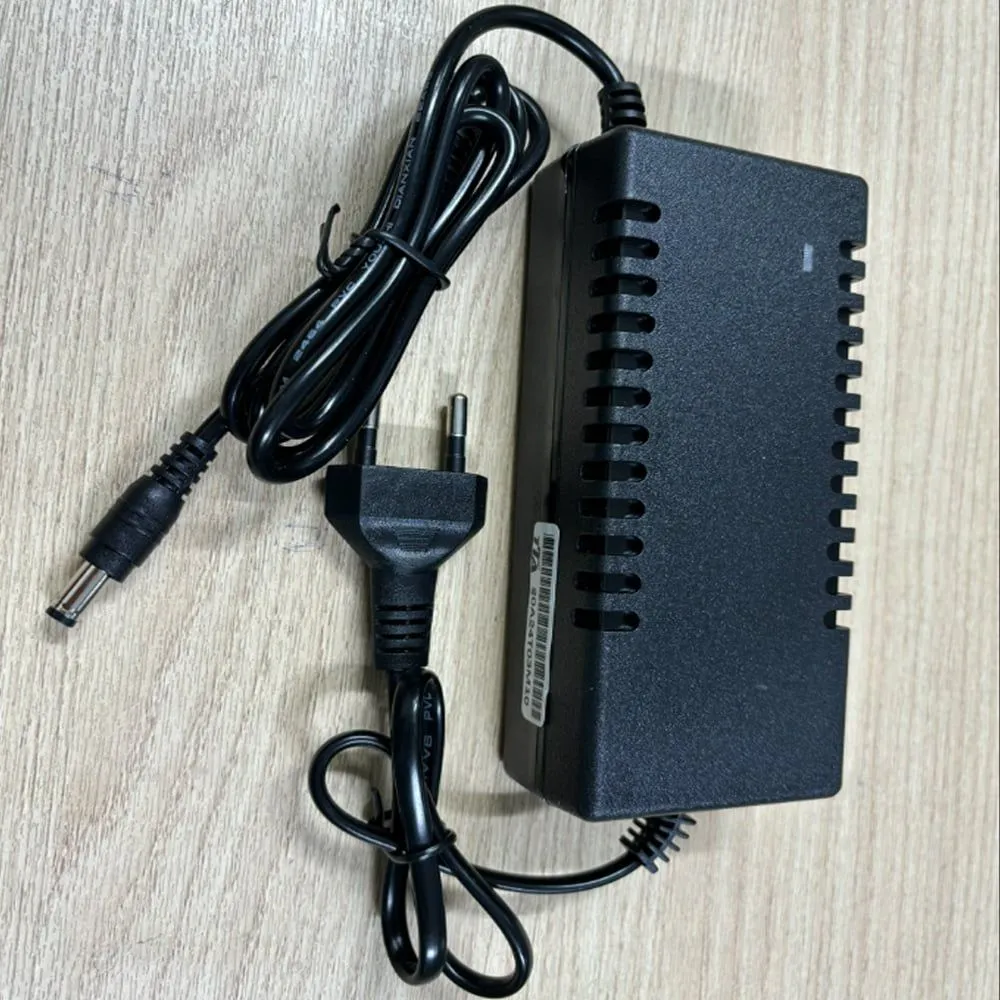Nguồn adapter DC 12V5A chân 5.5*2.5mm 60W TTA QWY-1250 6