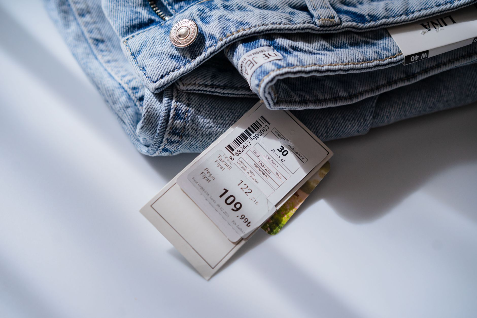 Giải pháp RFID trong thời trang và may mặc hoạt động thế nào?