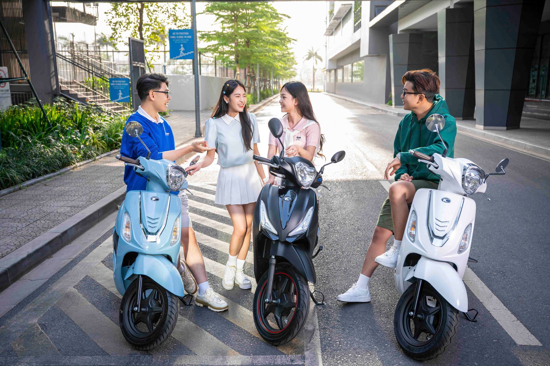 So sánh chi tiết: Free vs Paid