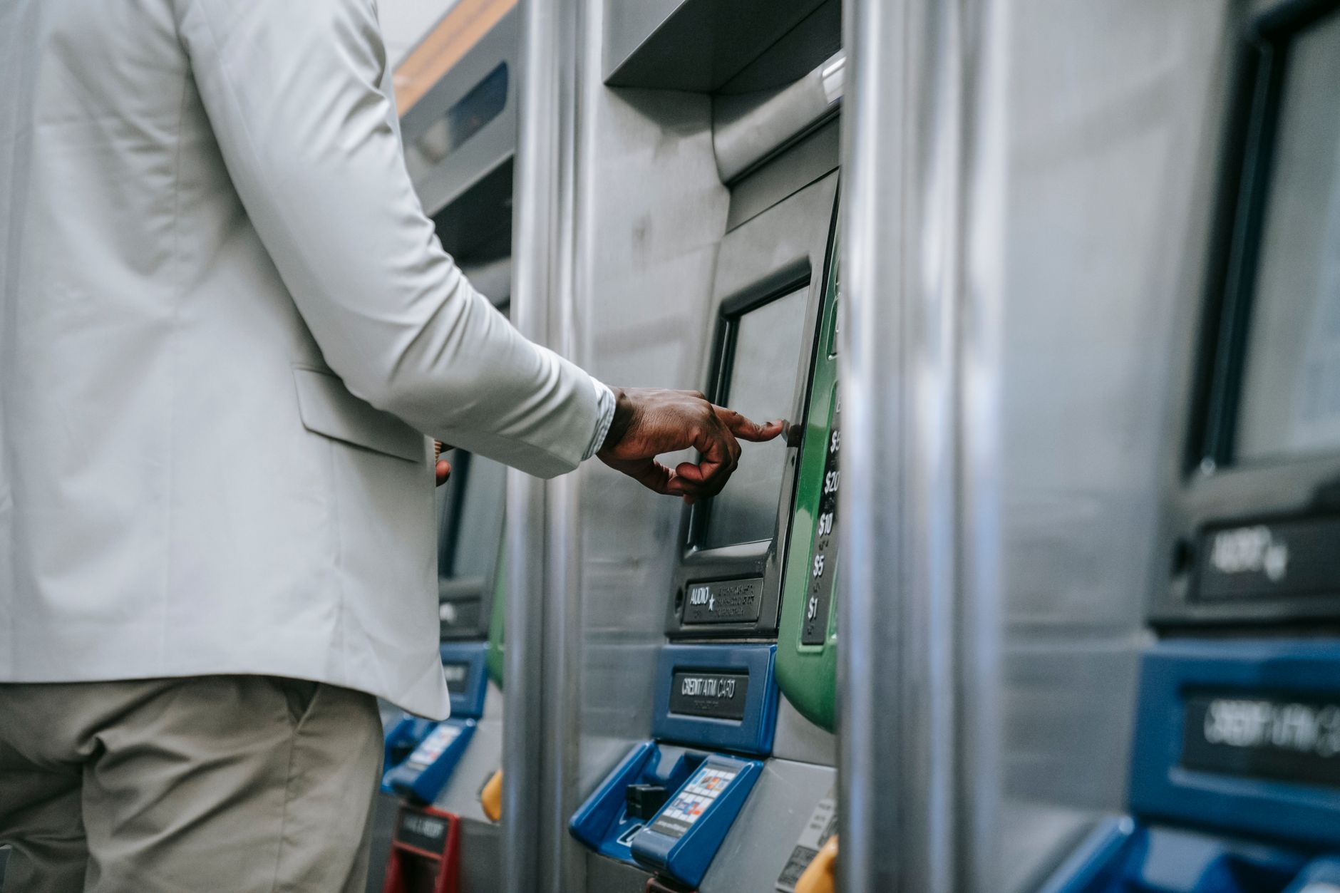Lợi ích cụ thể khi triển khai kiosk tự thanh toán