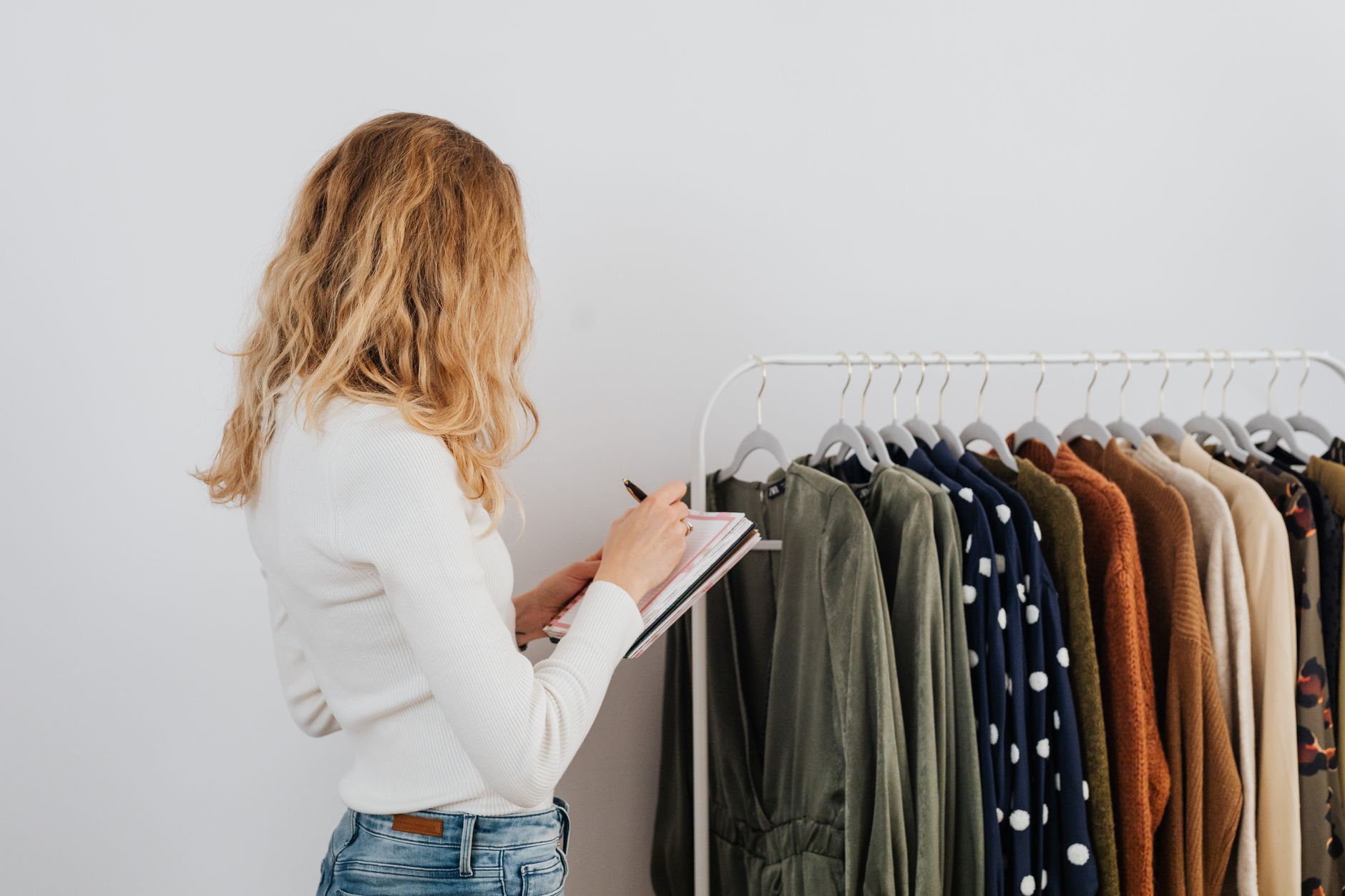 Case study: Shop thời trang Lá Me — Từ hỗn loạn đến tự động hóa