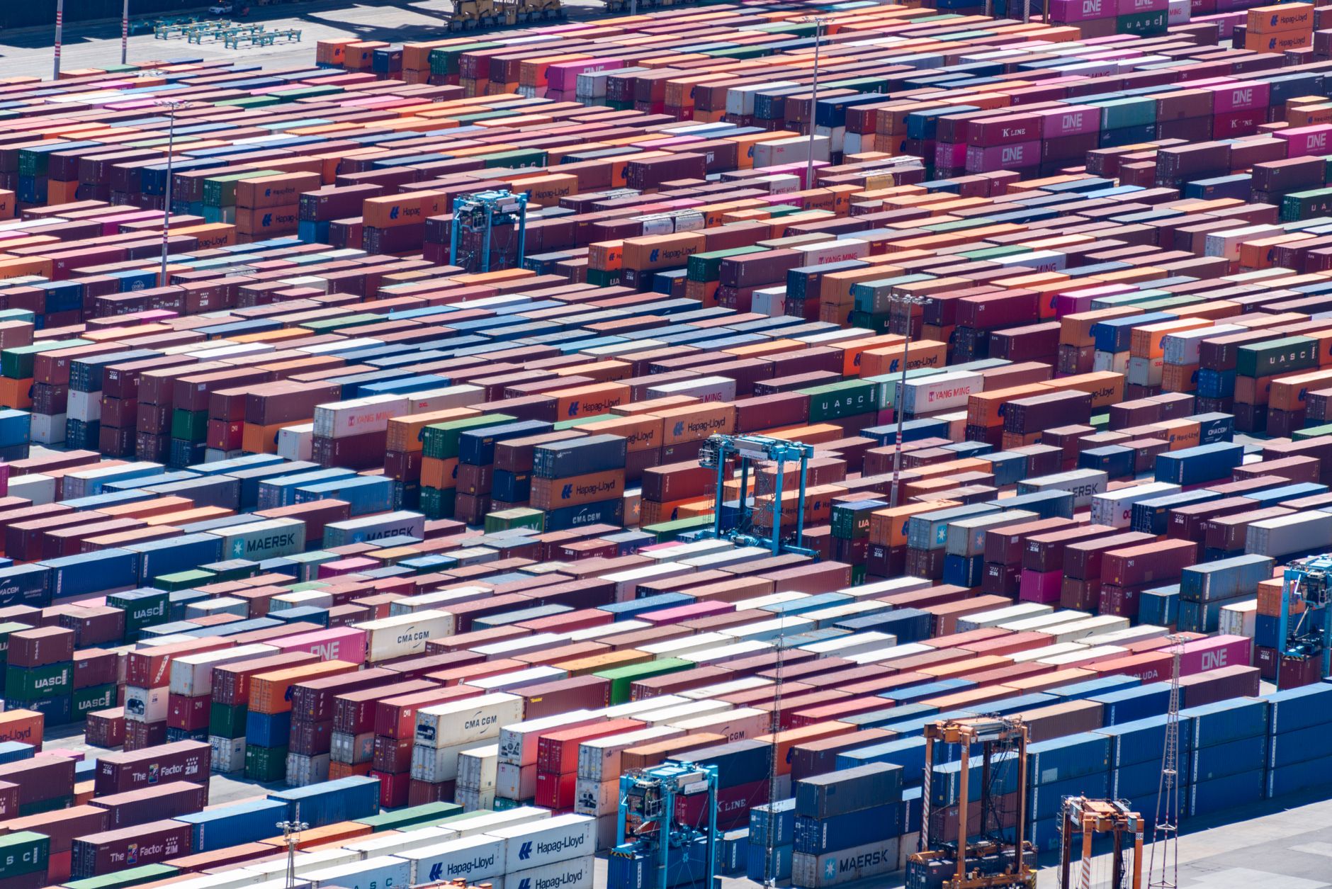 Chi phí thẻ RFID cho xe container và pallet là bao nhiêu?