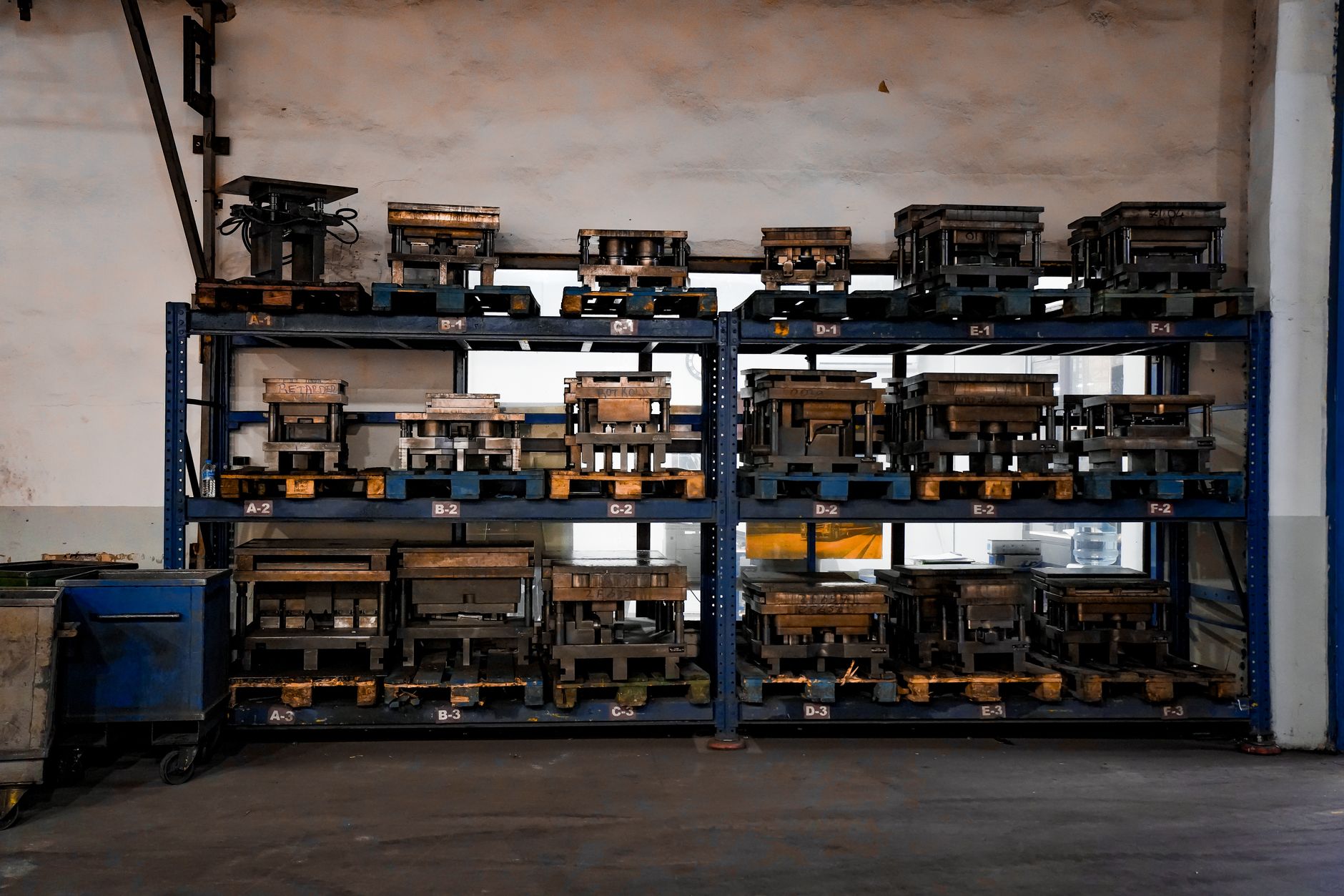 Tần số nào được phép sử dụng cho RFID quản lý công cụ tại Việt Nam?