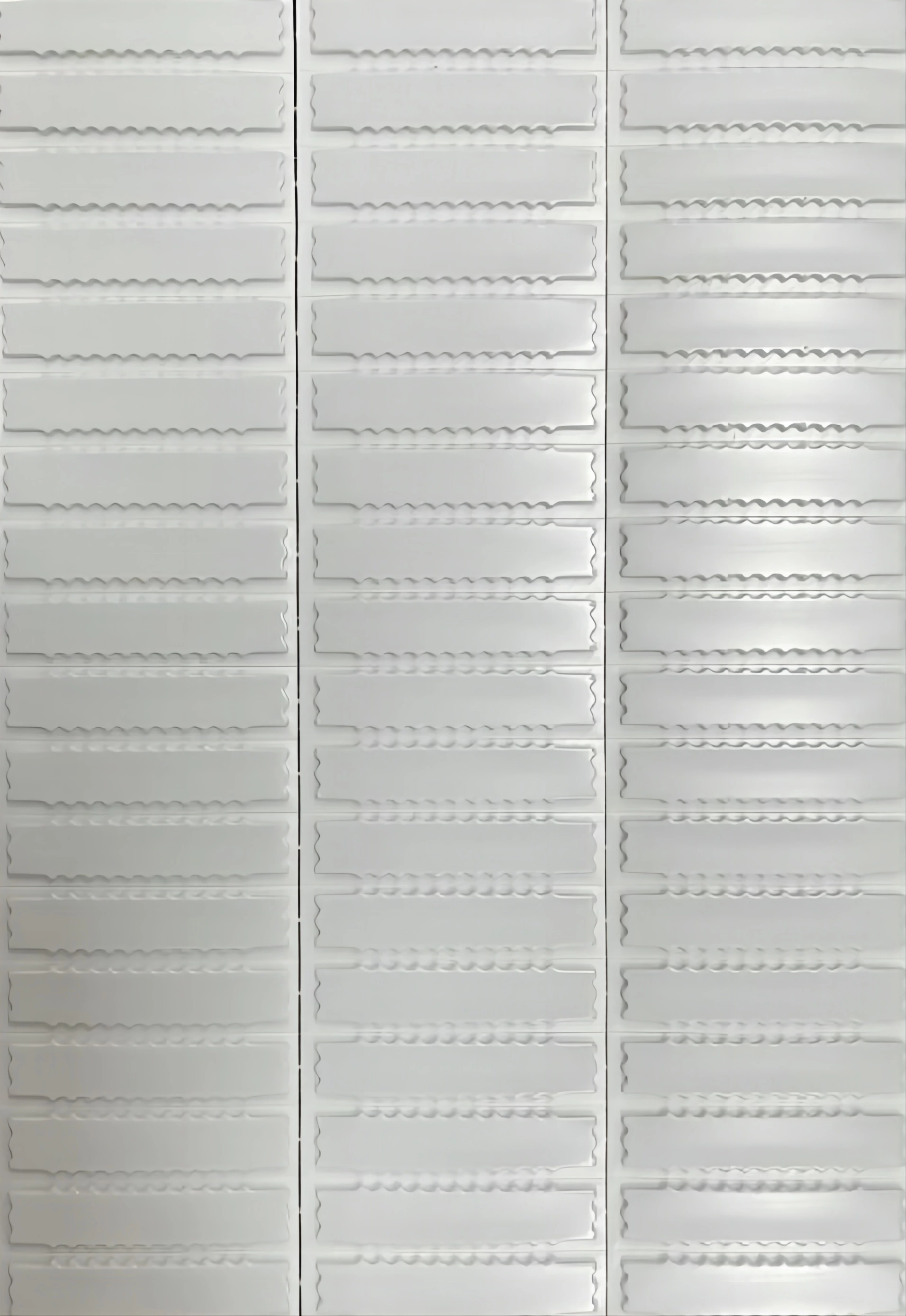 Tem AM007 wavy edge barcode trắng 58KHz - ảnh 1