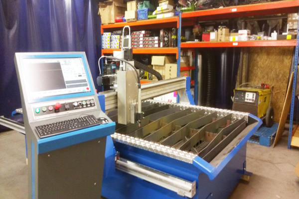 Hệ thống máy CNC sản xuất tự động kệ theo yêu cầu