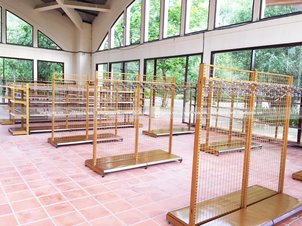 Top 7 mẫu kệ siêu thị được lắp đặt nhiều nhất tại Cần Thơ